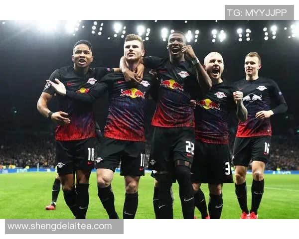 足球明星绰号茄盒背后的故事与传奇人生揭秘